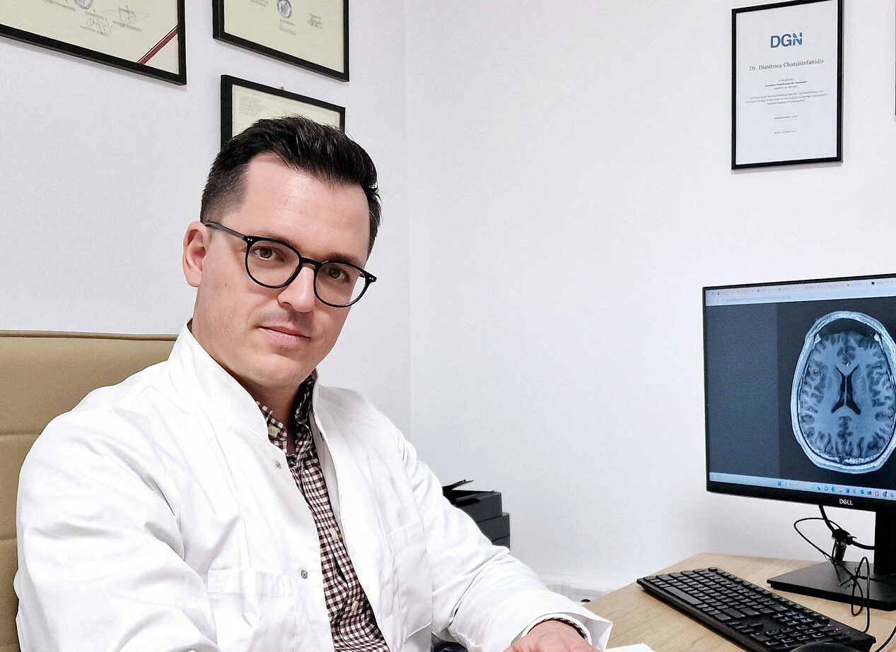 Δημήτρης Χατζηστεφανίδης - γραφείο